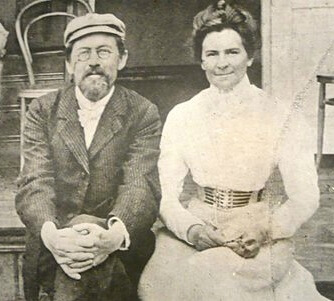 Realism: Anton Chekhov and Olga Knipper, 1901